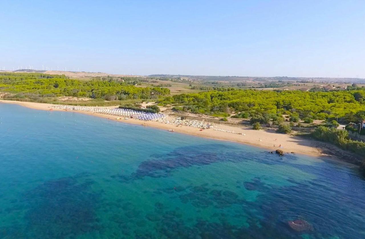 Villaggio Club Baia Dei Gigli Isola Di Capo Rizzuto Exterior photo